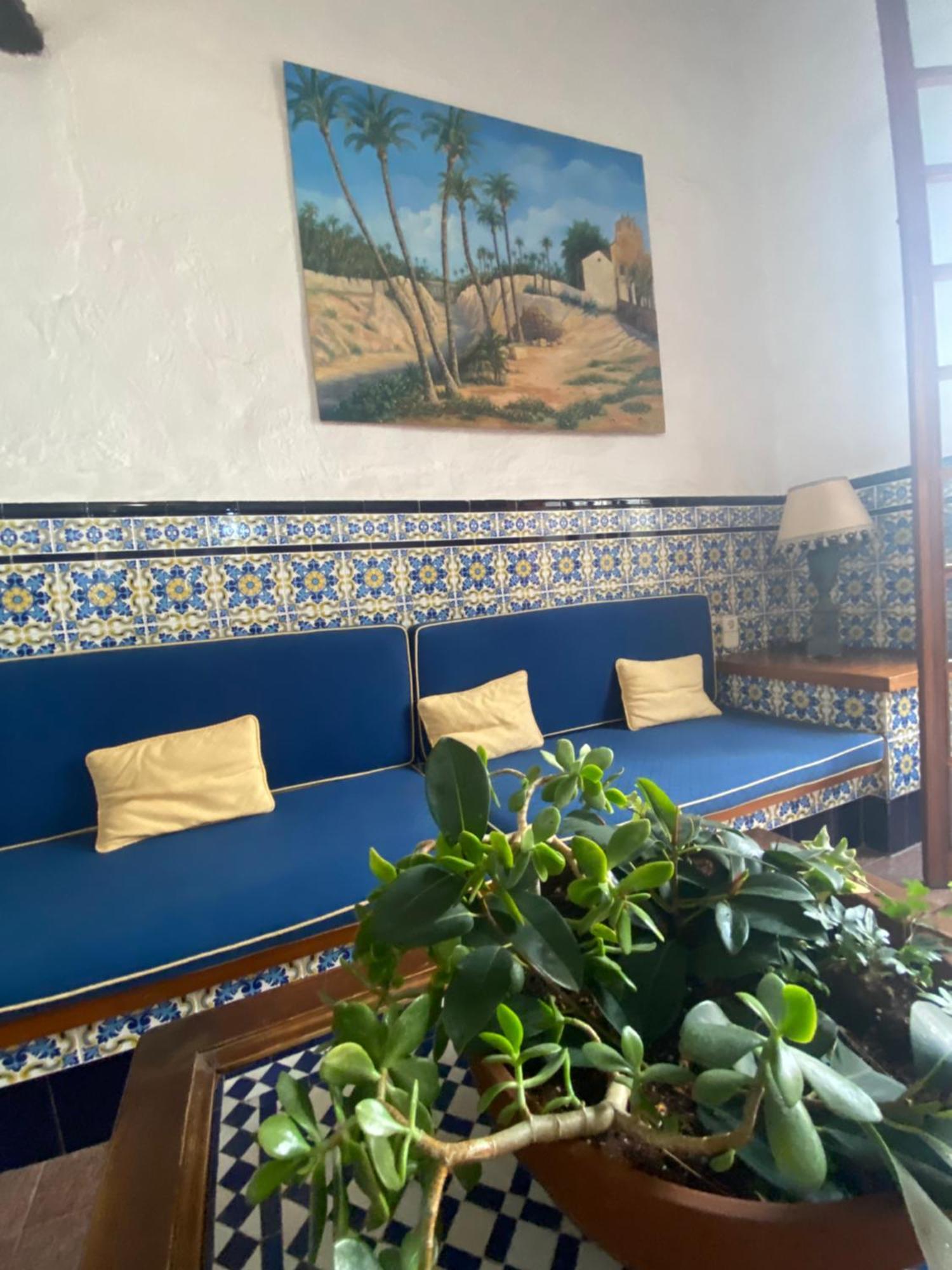 Bed and Breakfast Pink Lemon House Elx Esterno foto