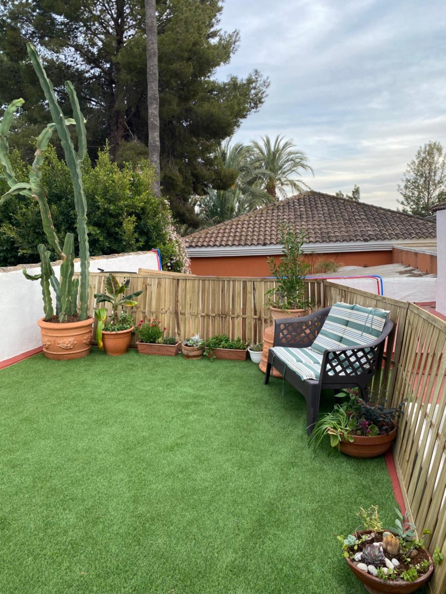 Bed and Breakfast Pink Lemon House Elx Esterno foto