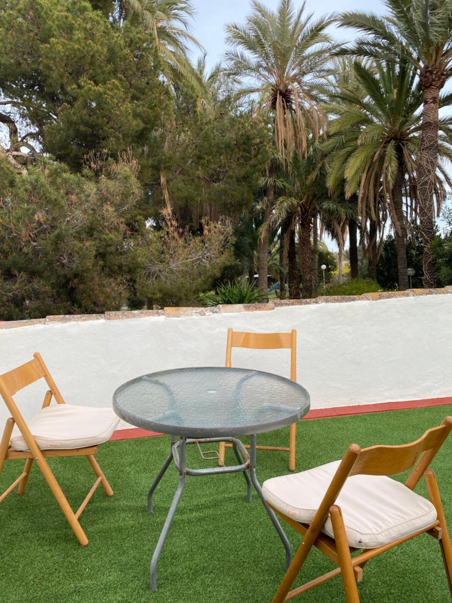 Bed and Breakfast Pink Lemon House Elx Esterno foto