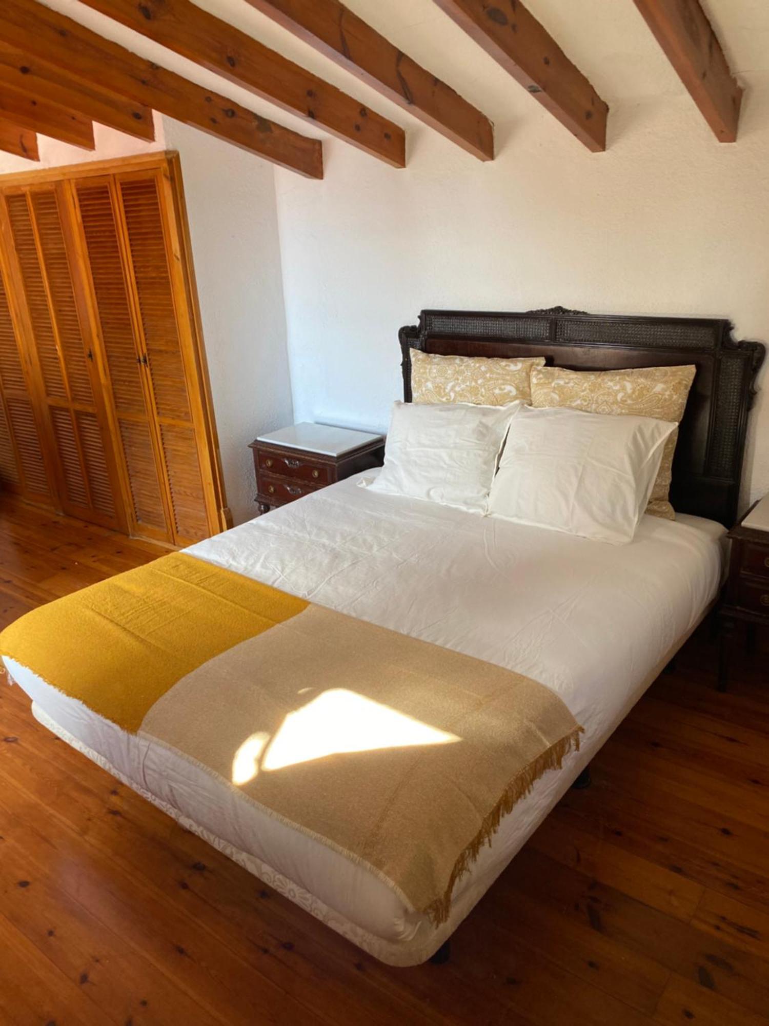 Bed and Breakfast Pink Lemon House Elx Esterno foto